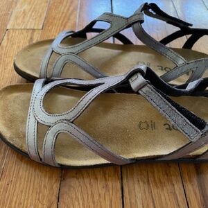 New Not Sandals
